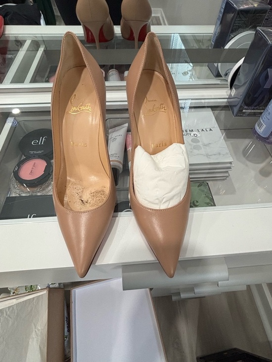 Christian Louboutin Shoes - Christian Louboutin Nude/Tan Leather Pointed-Toe Pumps